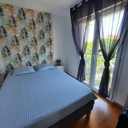 Coeur Marina Climatise Terrasse Parking Fréjus